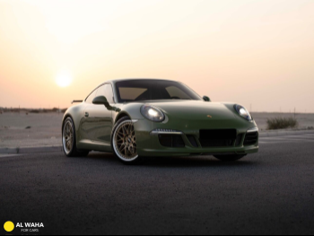 بورش  911  كاريرا اس  2014  اوتوماتيك  178,000 كم  6 سلندر  دفع خلفي  كوبيه \ سبورت  أخضر