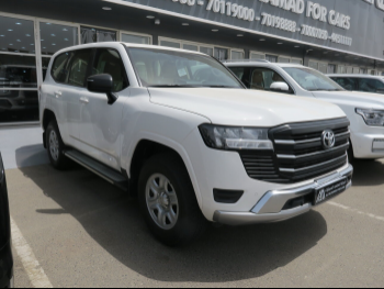 Toyota  Land Cruiser  GX  2022  Automatic  118,000 Km  6 Cylinder  Four Wheel Drive (4WD)  SUV  White