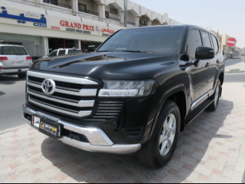 Toyota  Land Cruiser  GXR  2024  Automatic  25,000 Km  6 Cylinder  Four Wheel Drive (4WD)  SUV  Black  With Warranty