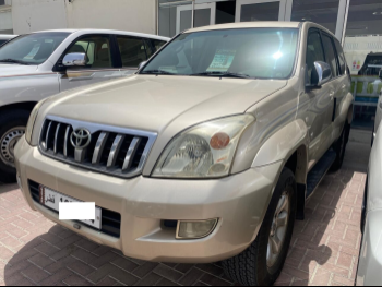 تويوتا  برادو  في اكس  2009  اوتوماتيك  326,000 كم  6 سلندر  دفع رباعي  اس يو في  ذهبي