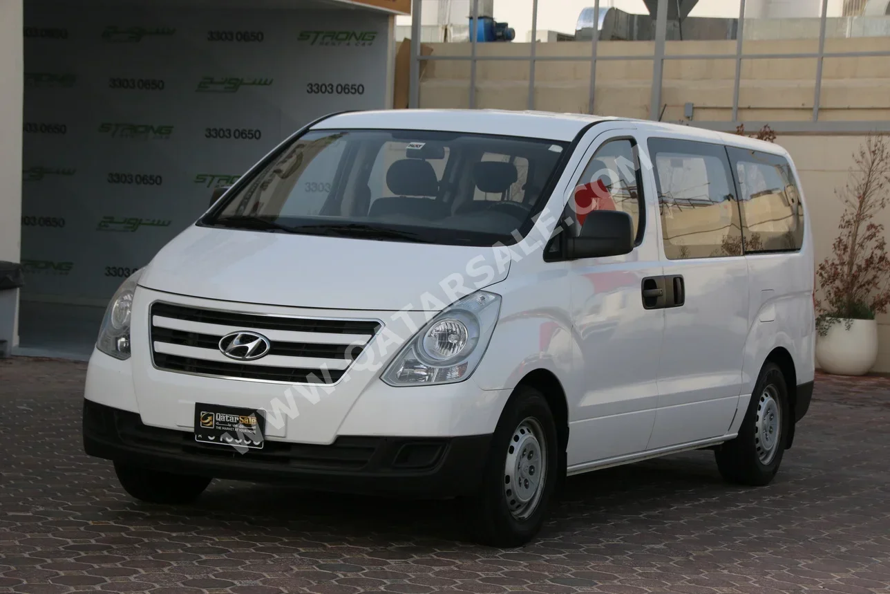 هيونداي  فان اتش وان  2018  اوتوماتيك  45,000 كم  4 سلندر  دفع خلفي  فان \ باص  أبيض