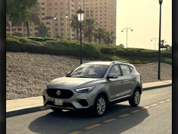 ام جي  زد اس  2023  اوتوماتيك  27,800 كم  4 سلندر  سحب امامي  اس يو في  فضي  تحت الضمان