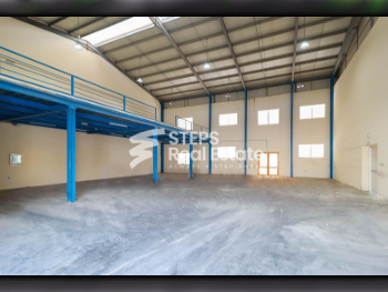 مخازن و مستودعات - الوكرة  - بركة العوامر  -المساحة: 5000 متر مربع