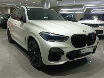 BMW  X-Series  X5  2021  Automatic  105,000 Km  8 Cylinder  Four Wheel Drive (4WD)  SUV  White  With Warranty