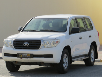 تويوتا  لاند كروزر  جي  2008  عادي  148,000 كم  6 سلندر  دفع رباعي  اس يو في  أبيض