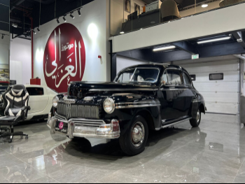 فورد  ميركوري  1946  اوتوماتيك  19,000 كم  6 سلندر  دفع رباعي  كلاسك  أسود