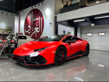 Lamborghini  Huracan  Performante  2021  Automatic  3,000 Km  10 Cylinder  Rear Wheel Drive (RWD)  Coupe / Sport  Red