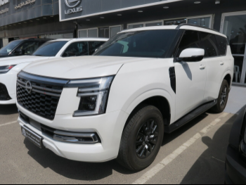 Nissan  Patrol  Titanium  2025  Automatic  4,000 Km  6 Cylinder  Four Wheel Drive (4WD)  SUV  White  With Warranty