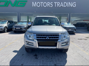 Mitsubishi  Pajero  GLS  2022  Automatic  77,000 Km  6 Cylinder  Four Wheel Drive (4WD)  SUV  Silver  With Warranty