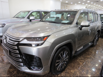 Lexus  LX  600 Luxury  2025  Automatic  0 Km  6 Cylinder  Four Wheel Drive (4WD)  SUV  Sonic Titanium  With Warranty