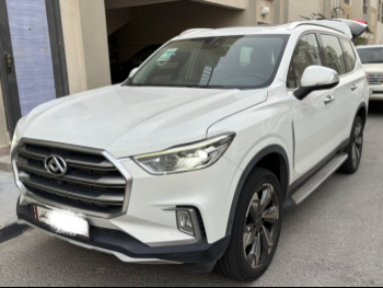 Maxus  D 90  2022  Automatic  56,000 Km  4 Cylinder  Four Wheel Drive (4WD)  SUV  White  With Warranty