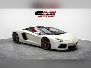 Lamborghini  Aventador  Roadster  2015  Automatic  18,000 Km  12 Cylinder  Rear Wheel Drive (RWD)  Convertible  White