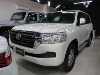 Toyota  Land Cruiser  GX  2017  Automatic  133,000 Km  6 Cylinder  Four Wheel Drive (4WD)  SUV  White