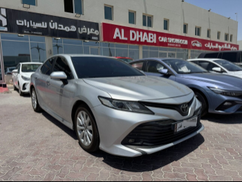 Toyota  Camry  GLE  2019  Automatic  161,000 Km  4 Cylinder  Front Wheel Drive (FWD)  Sedan  Silver
