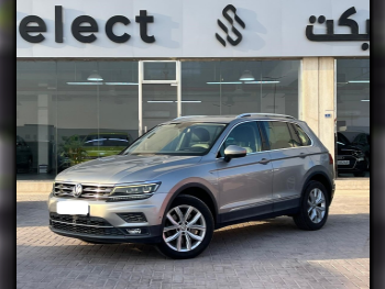 فوكس واغن  تيغوان  2.0 تي اس اي  2018  اوتوماتيك  60,000 كم  4 سلندر  دفع كلي مستمر  اس يو في  فضي