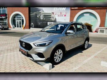 ام جي  زد اس  2023  اوتوماتيك  18,000 كم  4 سلندر  سحب امامي  اس يو في  فضي  تحت الضمان