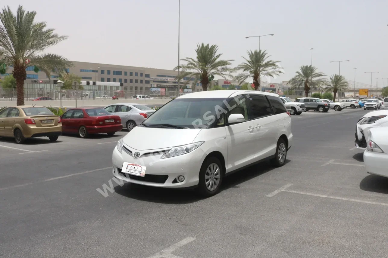 تويوتا  بريفا  2017  اوتوماتيك  178,000 كم  4 سلندر  سحب امامي  فان \ باص  أبيض
