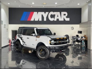 Ford  Bronco  Outer Banks  2022  Automatic  33,000 Km  6 Cylinder  Four Wheel Drive (4WD)  SUV  White  With Warranty