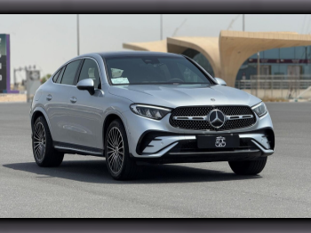 مرسيدس - بنز  جي ال سي  200  2025  اوتوماتيك  0 كم  4 سلندر  دفع رباعي  اس يو في  فضي  تحت الضمان