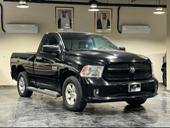Dodge  Ram  2017  Automatic  241,000 Km  8 Cylinder  Four Wheel Drive (4WD)  Pick Up  Black