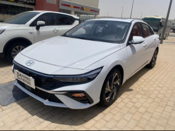 هيونداي  النترا  2025  اوتوماتيك  0 كم  4 سلندر  سحب امامي  سيدان  أبيض  تحت الضمان