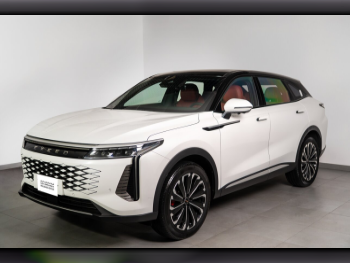 Exeed  RX  2.0 T Flagship  2024  Automatic  15,312 Km  4 Cylinder  All Wheel Drive (AWD)  SUV  White  With Warranty