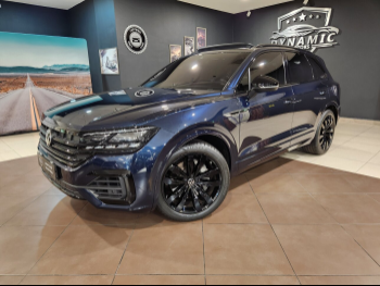 Volkswagen  Touareg  R line  2023  Automatic  3,500 Km  6 Cylinder  All Wheel Drive (AWD)  SUV  Blue  With Warranty
