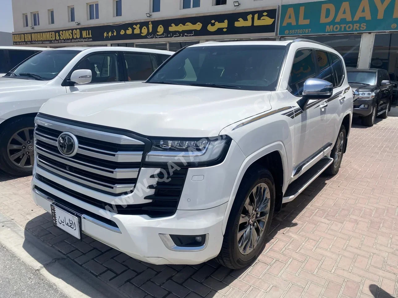 Toyota  Land Cruiser  VXR Twin Turbo  2022  Automatic  124,000 Km  6 Cylinder  Four Wheel Drive (4WD)  SUV  White