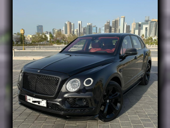 بنتلي  بينتايجا  2018  اوتوماتيك  177,000 كم  8 سلندر  دفع رباعي  اس يو في  أسود