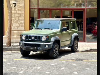 سوزوكي  جمني  2021  اوتوماتيك  17,000 كم  4 سلندر  دفع رباعي  اس يو في  أخضر زيتوني