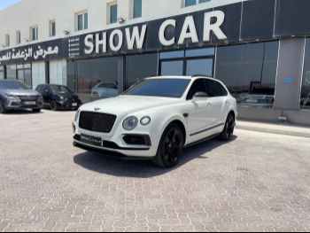 بنتلي  بينتايجا  2018  اوتوماتيك  32,000 كم  12 سلندر  دفع رباعي  اس يو في  أبيض