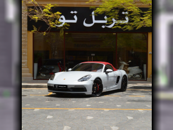 بورش  بوكستر  جي تي اس  2023  اوتوماتيك  14,680 كم  4 سلندر  دفع خلفي  كشف  أبيض  تحت الضمان