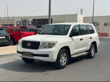 Toyota  Land Cruiser  G  2011  Automatic  330,000 Km  6 Cylinder  Four Wheel Drive (4WD)  SUV  White