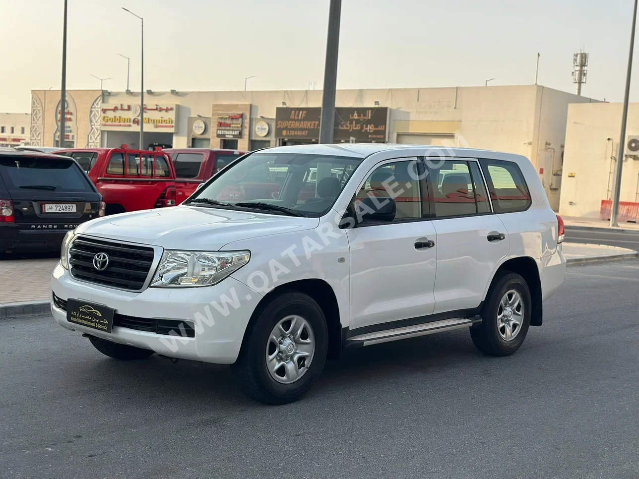 Toyota  Land Cruiser  G  2011  Automatic  137,000 Km  6 Cylinder  Four Wheel Drive (4WD)  SUV  White