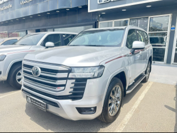 Toyota  Land Cruiser  GXR  2025  Automatic  0 Km  6 Cylinder  Four Wheel Drive (4WD)  SUV  Gray  With Warranty