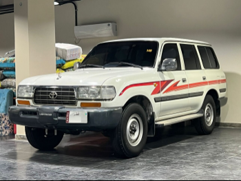 تويوتا  لاند كروزر  في اكس  1996  عادي  76,000 كم  6 سلندر  دفع رباعي  اس يو في  أبيض