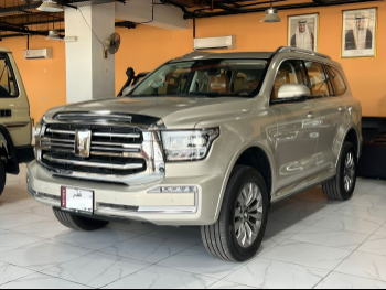 جي دبليو ام  تانك  500  2026  اوتوماتيك  9,000 كم  6 سلندر  دفع رباعي  اس يو في  ذهبي  تحت الضمان