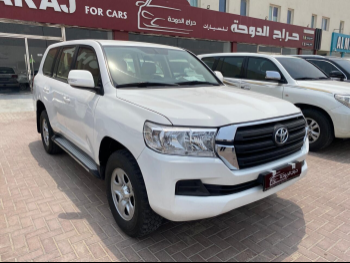 Toyota  Land Cruiser  GX  2021  Automatic  209,000 Km  6 Cylinder  Four Wheel Drive (4WD)  SUV  White