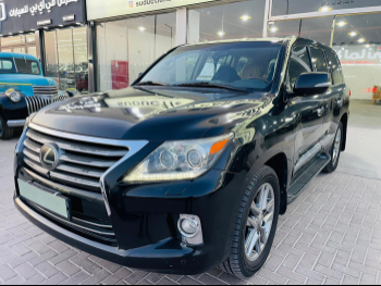 Lexus  LX  570  2012  Automatic  284,000 Km  8 Cylinder  Four Wheel Drive (4WD)  SUV  Black