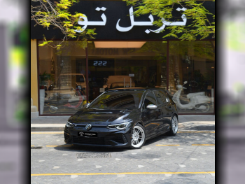 فوكس واغن  غولف  R  2023  اوتوماتيك  41,530 كم  4 سلندر  دفع كلي مستمر  هاتشباك  أسود  تحت الضمان