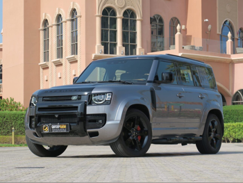 Land Rover  Defender  110 X  2022  Automatic  91,000 Km  6 Cylinder  Four Wheel Drive (4WD)  SUV  Gray and Black  With Warranty