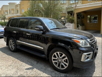 Lexus  LX  570 S  2014  Automatic  184,114 Km  8 Cylinder  Four Wheel Drive (4WD)  SUV  Black