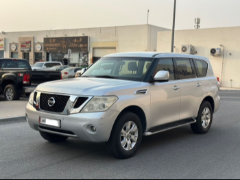 Nissan  Patrol  SE  2013  Automatic  327,000 Km  8 Cylinder  Four Wheel Drive (4WD)  SUV  Silver