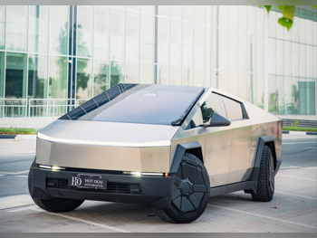 Tesla  CyberBeast  Foundation Series  2024  Automatic  2,900 Km  0 Cylinder  Four Wheel Drive (4WD)  Pick Up  Gold  With Warranty