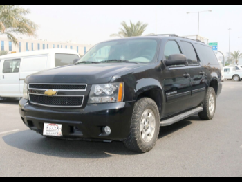 Chevrolet  Suburban  LS  2013  Automatic  131,000 Km  8 Cylinder  Four Wheel Drive (4WD)  SUV  Black