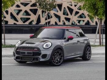 ميني  كوبر  جي سي دبليو  2017  اوتوماتيك  95,000 كم  4 سلندر  سحب امامي  هاتشباك  فضي