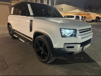 Land Rover  Defender  110 SE  2023  Automatic  60,000 Km  4 Cylinder  Four Wheel Drive (4WD)  SUV  White  With Warranty