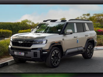 BYD  Leopard 8  Flagship  2025  Automatic  1 Km  4 Cylinder  Four Wheel Drive (4WD)  SUV  Light Gold