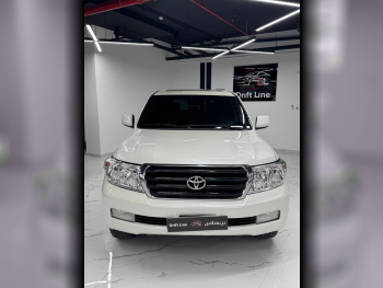 Toyota  Land Cruiser  GX  2008  Automatic  480,000 Km  6 Cylinder  Four Wheel Drive (4WD)  SUV  White