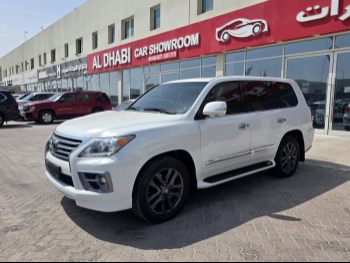 Lexus  LX  570  2010  Automatic  279,000 Km  8 Cylinder  Four Wheel Drive (4WD)  SUV  White